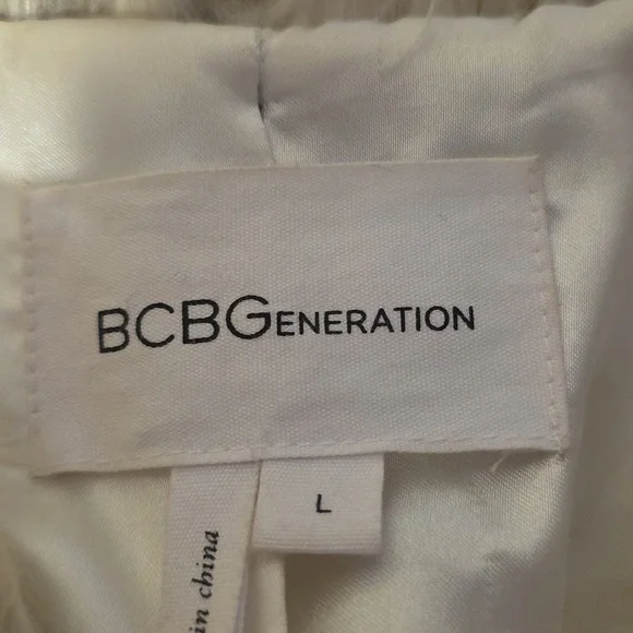 BCBGeneration Elegant Faux Fur Coat in Gray and Cream - Picture 2 of 3